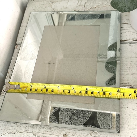 Mirrored Leaf Print Picture Photo Frame 5”x7” Opening Tabletop Silver Boho - Picture 8 of 11